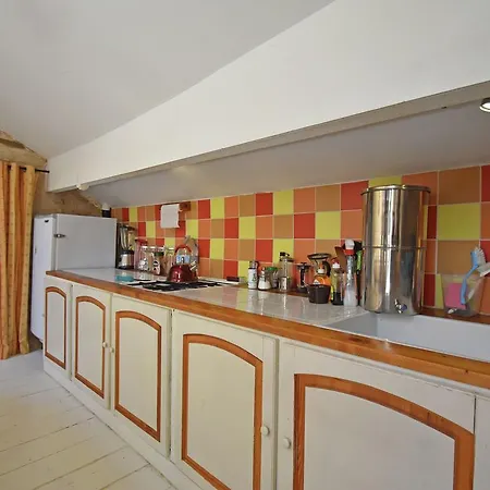Cozy In Languedoc-roussillon With Private Pool Premian